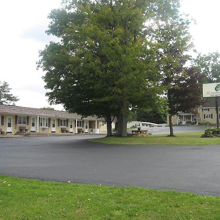 All Seasons Inn Oswego Exterior photo