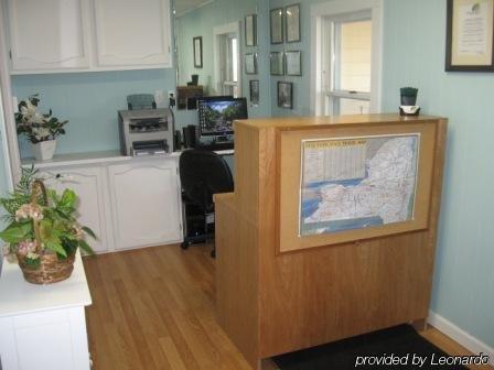 All Seasons Inn Oswego Room photo