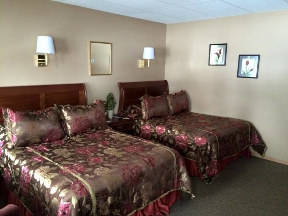 All Seasons Inn Oswego Exterior photo